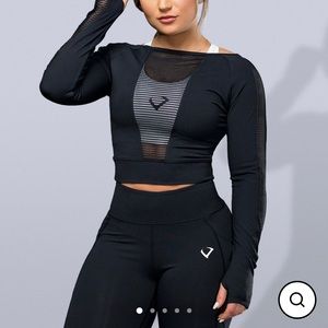 Very pretty outfit to go Gum